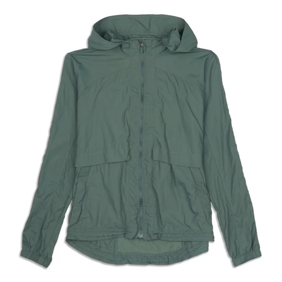 Lululemon Women’s Windbreaker - olive, size small - Picture 7 of 7